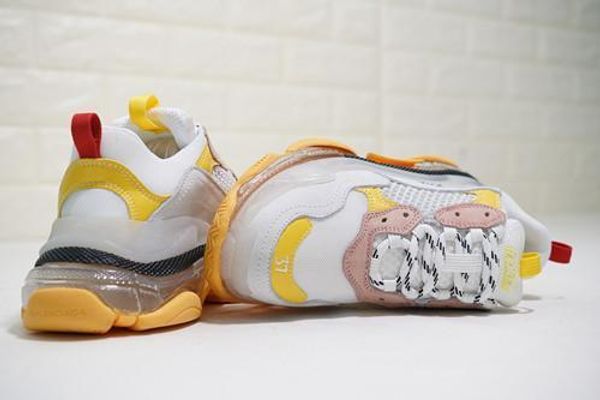 star with the new paris crystal bottom triple-s casual shoes shoes platform triple s sports men and womens vintage kanye grandpa trainer d09, Black
star with the new paris crystal bottom triple-s casual shoes shoes platform triple s sports men and womens vintage kanye grandpa trainer d09, Black