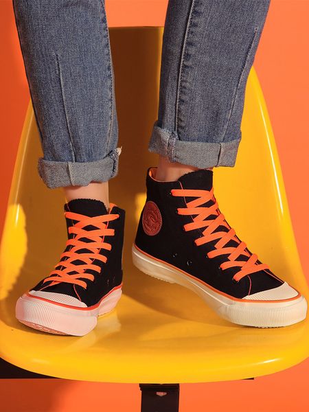 new hand-vulcanized shoes japanese vintage canvas shoes 1970s high-ins trendy men's shoes
new hand-vulcanized shoes japanese vintage canvas shoes 1970s high-ins trendy men's shoes