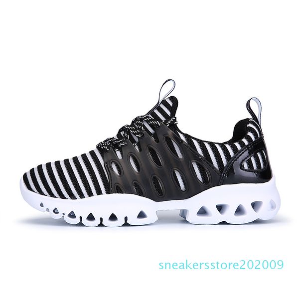 in spring 2017 students mesh breathable lovers tourism increased running shoes s09, Black;white
in spring 2017 students mesh breathable lovers tourism increased running shoes s09, Black;white