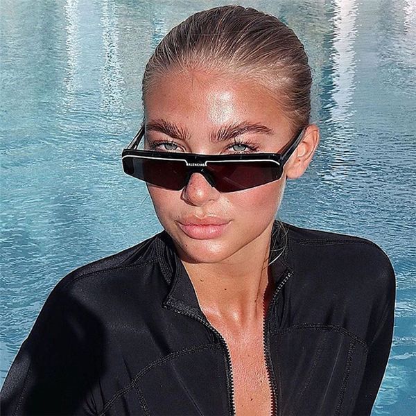 european and american fashion retro small frame fashion high-end sunglasses men and women, White;black
european and american fashion retro small frame fashion high-end sunglasses men and women, White;black