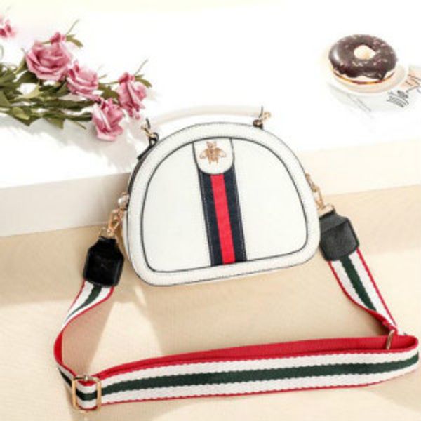 2020 new designer handbags fashion luxury wild shoulder bag trend bag shoulder messenger bag
2020 new designer handbags fashion luxury wild shoulder bag trend bag shoulder messenger bag