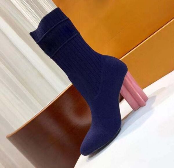 10cm высоких каблуков вязать носки ботинок тавра конструктора женщин партии вечера загрузка с оригинальной коробкой 225, Black
10cm высоких каблуков вязать носки ботинок тавра конструктора женщин партии вечера загрузка с оригинальной коробкой 225, Black