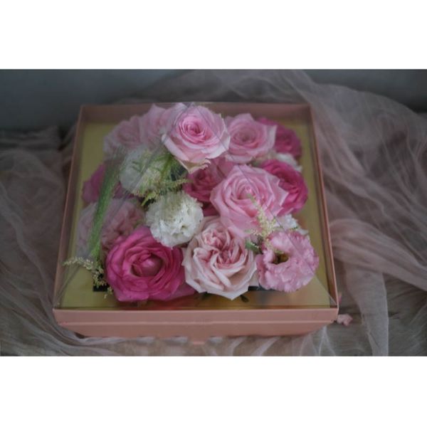 creative diamond box packaging flower bouquet box valentine's day gifts decoration florist package boxes
creative diamond box packaging flower bouquet box valentine's day gifts decoration florist package boxes