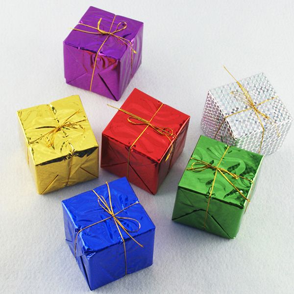 mini gift box hanging decoration ornament pendant for christmas tree home party xhc88
mini gift box hanging decoration ornament pendant for christmas tree home party xhc88