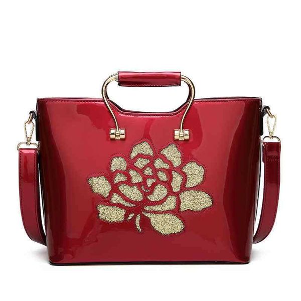 women patent leather handbag vintage bucket bags embossing printing retro floral handbag tote bag high quality
women patent leather handbag vintage bucket bags embossing printing retro floral handbag tote bag high quality
