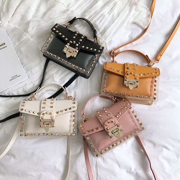 2019 new women handbag transparent rivets jelly shoulder bag fashion small crossbody bag square pu flap female messenger sac
2019 new women handbag transparent rivets jelly shoulder bag fashion small crossbody bag square pu flap female messenger sac