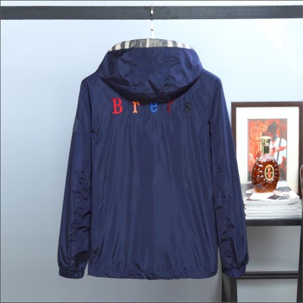 autumn mens boutique trend brand jacket burberri high end custom mens designer jackets tide brand letters embroidery logo leisure jackets, Black;brown
autumn mens boutique trend brand jacket burberri high end custom mens designer jackets tide brand letters embroidery logo leisure jackets, Black;brown