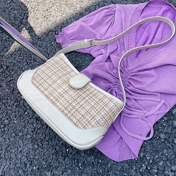 new original design fashion armpit bag elegant beach woven square bag shoulder handbag width 25cm height 16cm thickness 7cm
new original design fashion armpit bag elegant beach woven square bag shoulder handbag width 25cm height 16cm thickness 7cm