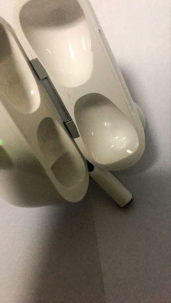 Supercopy animation howing 3nd generation wirele charging bluetooth earphone with mart en or matte hinge h1 earbud pk airpod pro chip
Supercopy animation howing 3nd generation wirele charging bluetooth earphone with mart en or matte hinge h1 earbud pk airpod pro chip