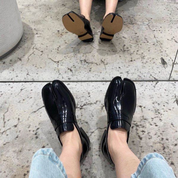 genuine leather black tabi flats for women spring summer slip on woman loafers fashion dress women shoes selling
genuine leather black tabi flats for women spring summer slip on woman loafers fashion dress women shoes selling