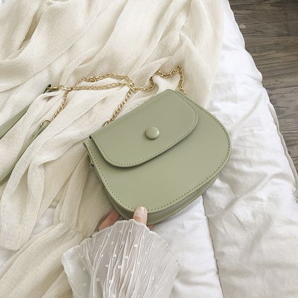 2020 new simple solid color ladies bag retro small round bag women shoulder messenger round small chain
2020 new simple solid color ladies bag retro small round bag women shoulder messenger round small chain