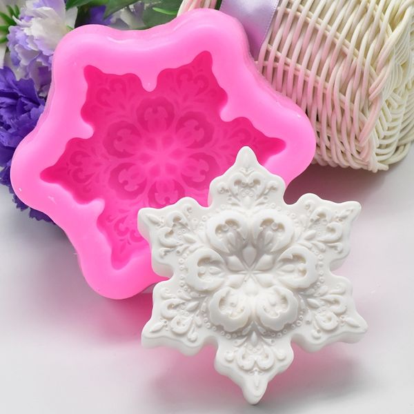 3d рождество снежинка силиконовые мыло формы мыловарения инструменты для craft свеча воск-смола ручной силиконовые формы
3d рождество снежинка силиконовые мыло формы мыловарения инструменты для craft свеча воск-смола ручной силиконовые формы