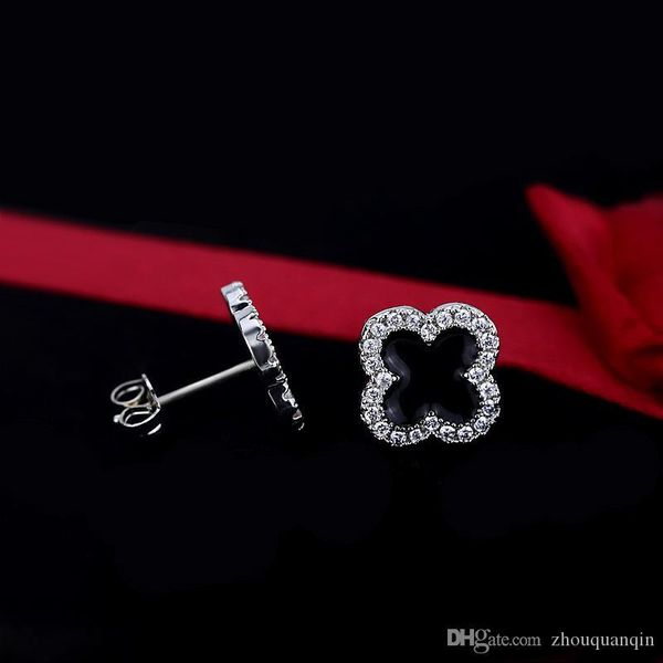 european and american fashion delicate earrings for women black clover earing stud 925 sterling silver pin, Golden;silver
european and american fashion delicate earrings for women black clover earing stud 925 sterling silver pin, Golden;silver