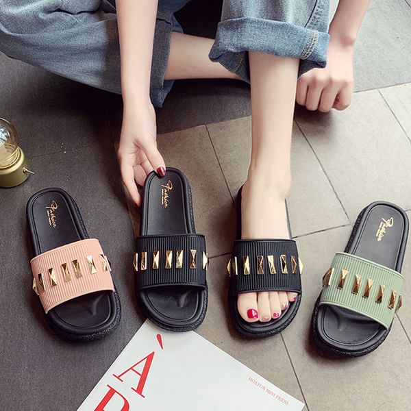 women's wear 2020 summer new korean version of versatile rivet middle heel flat bottomed anti-skid beach women's shoes, Black
women's wear 2020 summer new korean version of versatile rivet middle heel flat bottomed anti-skid beach women's shoes, Black