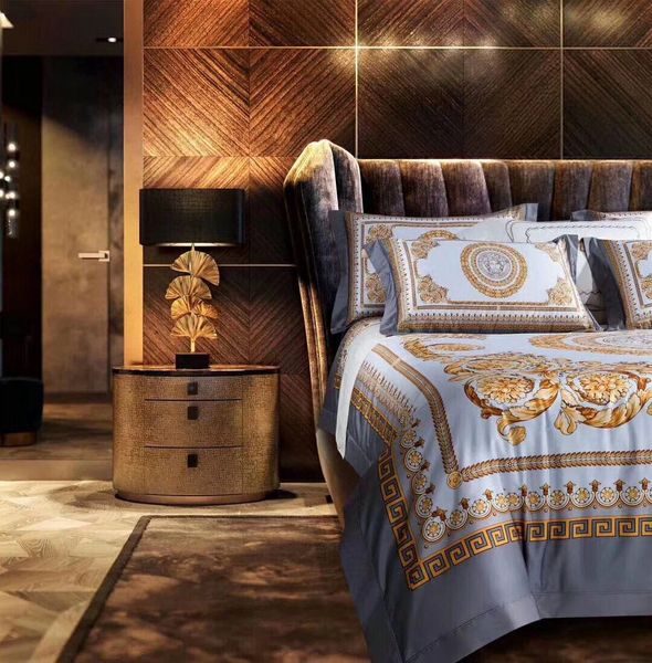 fashion european style luxury egyptian 100 cotton white gold bedding set duvet cover bed skirt pillowcases brand design letter v bedding set
fashion european style luxury egyptian 100 cotton white gold bedding set duvet cover bed skirt pillowcases brand design letter v bedding set