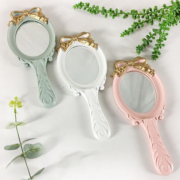 portable vintage cosmetic makeup mirror hand hold oval round mirror noble restore ancient ways court beauty tool
portable vintage cosmetic makeup mirror hand hold oval round mirror noble restore ancient ways court beauty tool
