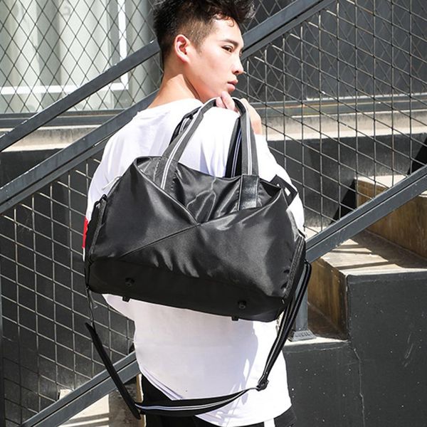 fitness sports gym bag with shoes compartment and wet pocket waterproof small travel bag for men and women
fitness sports gym bag with shoes compartment and wet pocket waterproof small travel bag for men and women