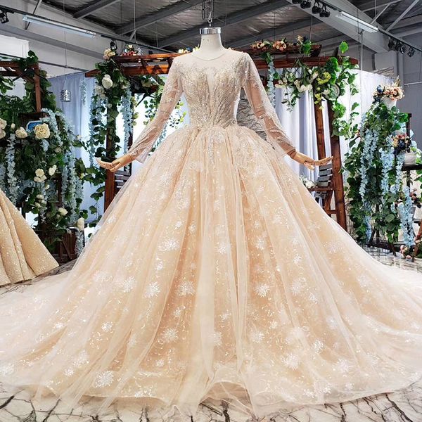 2019 autumn vintage wedding dresses illusion o neck tulle long sleeve open keyhole back lace applique gold wedding dresses robes de mariée, White
2019 autumn vintage wedding dresses illusion o neck tulle long sleeve open keyhole back lace applique gold wedding dresses robes de mariée, White