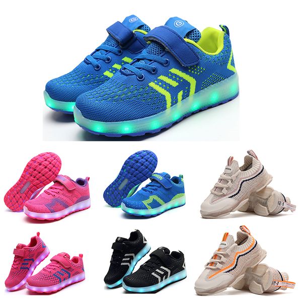 new arrival running shoes for boy and girl white pink black blue orange fashion boys girls led shoes sports sneakers 05, White;red
new arrival running shoes for boy and girl white pink black blue orange fashion boys girls led shoes sports sneakers 05, White;red