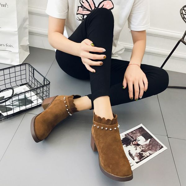 2019 winter fashion wild short tube women's boots pointed thick with black boots side zipper new comfortable u23-97
2019 winter fashion wild short tube women's boots pointed thick with black boots side zipper new comfortable u23-97