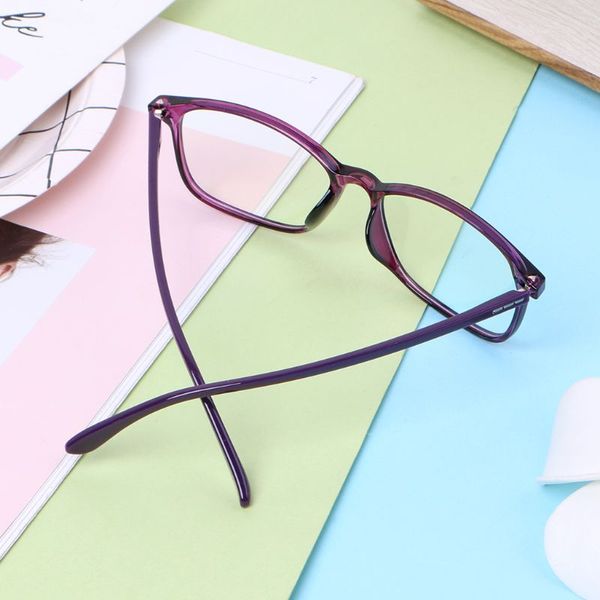 fashion anti uv radiation blue light blocking glasses eyewear men square eye glasses frame 2xpc, White;black
fashion anti uv radiation blue light blocking glasses eyewear men square eye glasses frame 2xpc, White;black