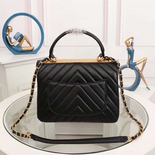 luxury genuine leather handbag women messenger bags famous brands women crossbody bag fashion chain shoulder bags
luxury genuine leather handbag women messenger bags famous brands women crossbody bag fashion chain shoulder bags