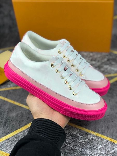 with box new stellar sneakers casual fashion shoes women sneakers white pink stellar shoes running shoes size 35-40
with box new stellar sneakers casual fashion shoes women sneakers white pink stellar shoes running shoes size 35-40