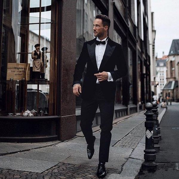 black formal mens wedding suits fashion one button peaked lapel bridegroom mens mens suits for weddings prom party evening custom made, Black;gray
black formal mens wedding suits fashion one button peaked lapel bridegroom mens mens suits for weddings prom party evening custom made, Black;gray