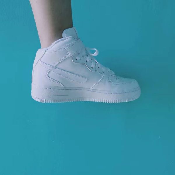 nd airlis mens womens fashion designer shoes sneakers af1 all white black forces 1 one low high sale
nd airlis mens womens fashion designer shoes sneakers af1 all white black forces 1 one low high sale