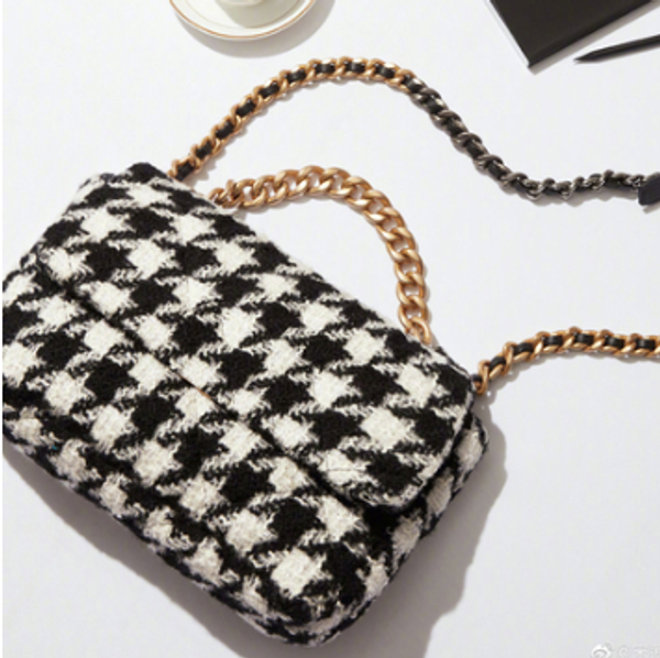 female bag simple style fashion bag woolen women vintage messenger shoulder autumn winter f-598823
female bag simple style fashion bag woolen women vintage messenger shoulder autumn winter f-598823