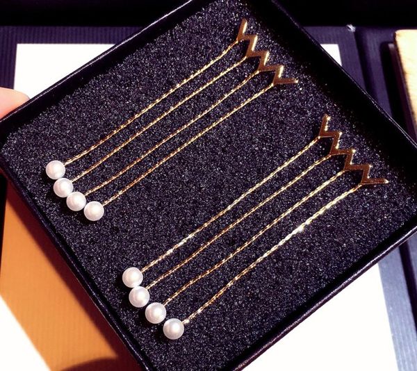new trendy letter v long pearl tassel dangle stud earrings for woman girls fashion luxury designer, Golden;silver
new trendy letter v long pearl tassel dangle stud earrings for woman girls fashion luxury designer, Golden;silver