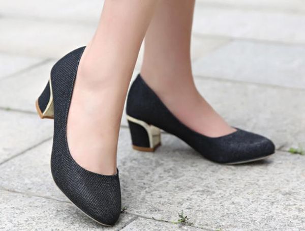 2019 women's shoes in spring and autumn with new style high heel coarse heel round head sequined cloth@2412, Black
2019 women's shoes in spring and autumn with new style high heel coarse heel round head sequined cloth@2412, Black