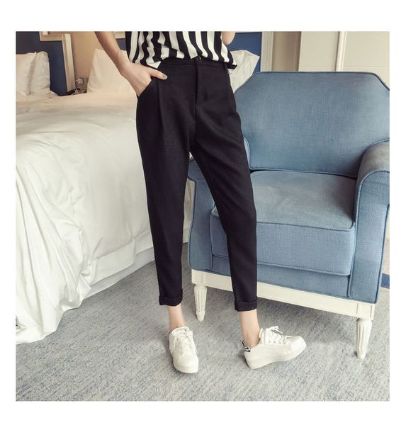 spring and summer new style large size slimming cone casual suit pants women's korean-style high-waisted capri pants fashion har, White;black
spring and summer new style large size slimming cone casual suit pants women's korean-style high-waisted capri pants fashion har, White;black