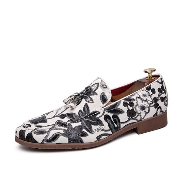 luxury itlian leather shoes men new fashion flowers prints lace up wedding office shoes formal oxford for men formal, Black
luxury itlian leather shoes men new fashion flowers prints lace up wedding office shoes formal oxford for men formal, Black