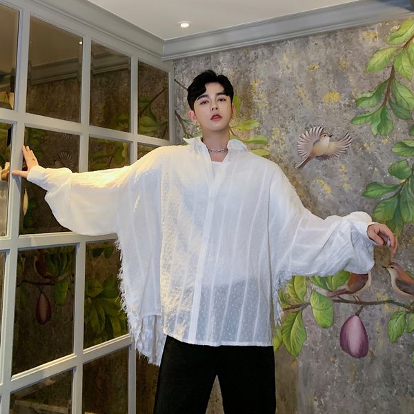 mixcubic 2019 autumn british style retro unique lace stitching shirts men casual loose bat sleeve lace shirts for men, White;black
mixcubic 2019 autumn british style retro unique lace stitching shirts men casual loose bat sleeve lace shirts for men, White;black