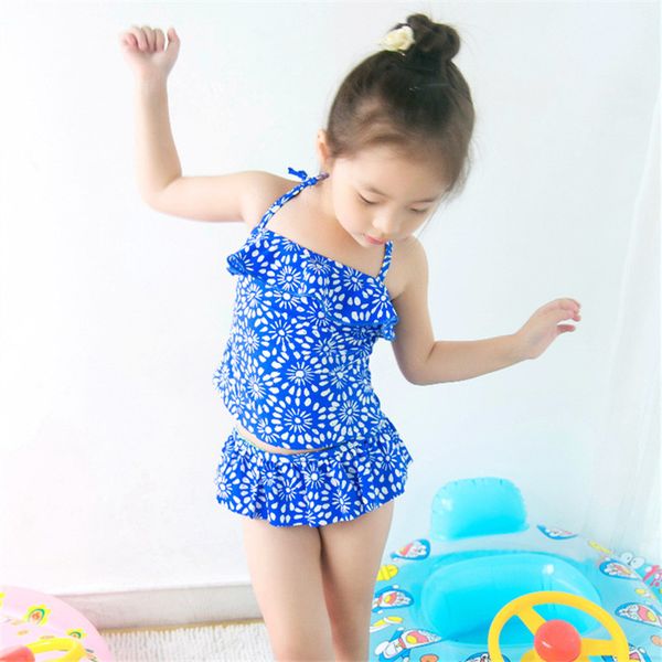 new model kid girls two pieces swimsuit 2-7 y baby girl blue & white flower swimwear children swimming wear swim suit bathing
new model kid girls two pieces swimsuit 2-7 y baby girl blue & white flower swimwear children swimming wear swim suit bathing