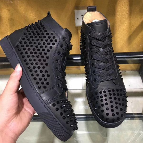 2019ss new fashion men women lady black leather spikes high sneakers casual flat shoes lace up boots red sole bottom
2019ss new fashion men women lady black leather spikes high sneakers casual flat shoes lace up boots red sole bottom
