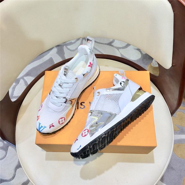 2020 new rt3 high-quality men's and women's casual sports shoes leather shoes couple models, fashionable wild flat shoes, box numb 
2020 new rt3 high-quality men's and women's casual sports shoes leather shoes couple models, fashionable wild flat shoes, box numb