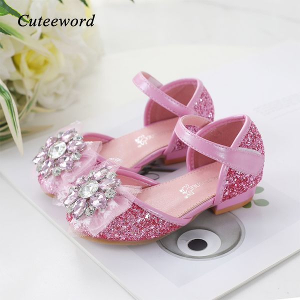 summer children sandals girls princess shoes leather glitter rhinestones bow kids shoes fashion girls sandals crystal, Black;red
summer children sandals girls princess shoes leather glitter rhinestones bow kids shoes fashion girls sandals crystal, Black;red