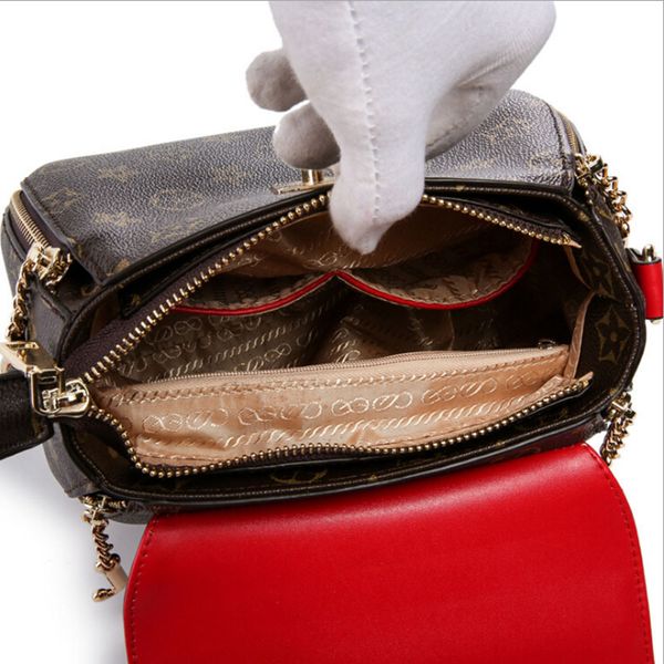 designer-women geometry printing luxury designer handbags small v lock clamshell shoulder bags zipper crossbody
designer-women geometry printing luxury designer handbags small v lock clamshell shoulder bags zipper crossbody