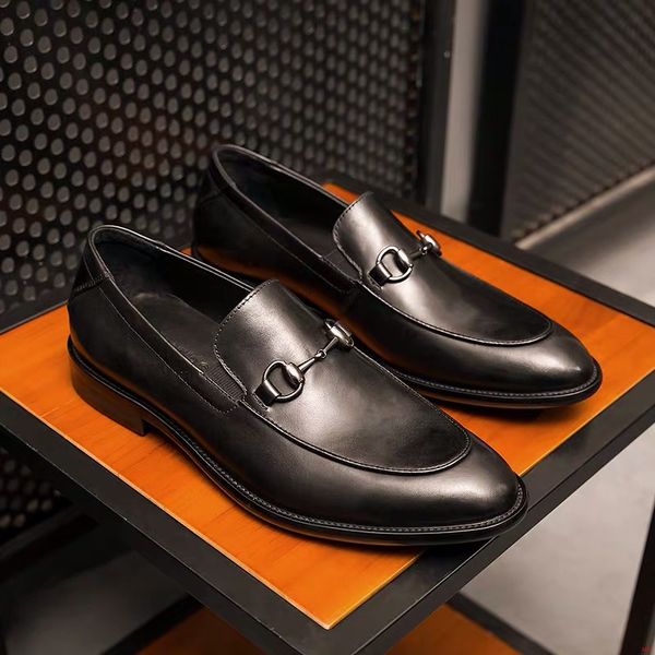 18ss 32model italian leather luxury shoes luxury dress shoes european shoes brown white black men's size 38-45 with box 
18ss 32model italian leather luxury shoes luxury dress shoes european shoes brown white black men's size 38-45 with box