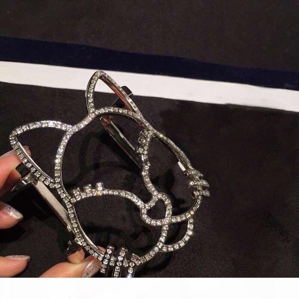 popular fashion brand high version cat bracelets for lady design women party wedding luxury jewelry with for bride, Black
popular fashion brand high version cat bracelets for lady design women party wedding luxury jewelry with for bride, Black
