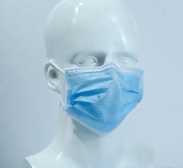 100% brand new disposable face mask anti dust personal protective mask made of environmental friendly material 3ply ear loop 200316
100% brand new disposable face mask anti dust personal protective mask made of environmental friendly material 3ply ear loop 200316