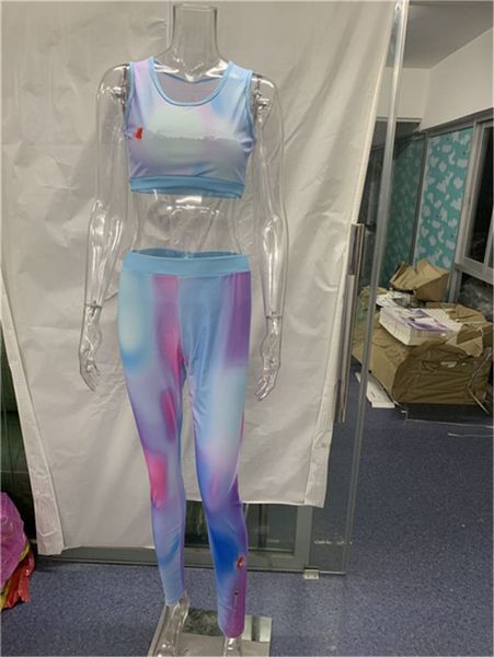 Gradient Color Womens 2Pcs Tracksuits Pullover Crew Neck Sleeveless Sports Suits Fashion Running Casual Female Clothing
Gradient Color Womens 2Pcs Tracksuits Pullover Crew Neck Sleeveless Sports Suits Fashion Running Casual Female Clothing