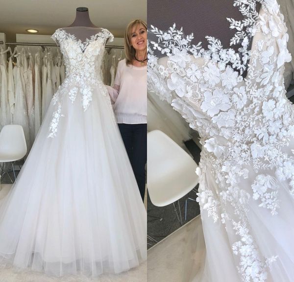 a line dreamy wedding dresses applique tulle wedding dresses sweep train bribal gowns vestidos de novia, White
a line dreamy wedding dresses applique tulle wedding dresses sweep train bribal gowns vestidos de novia, White