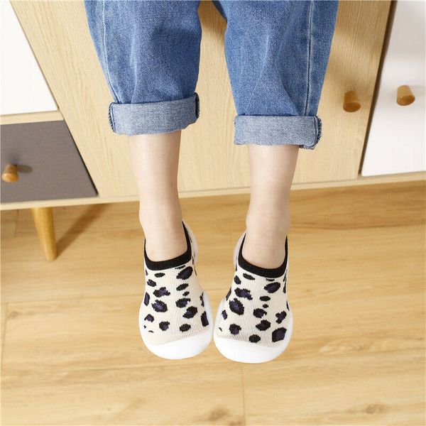 baby shoes boy girl fashion leopard/dots shoes newborn lovely baby booties kids anti-slip soft rubber soled
baby shoes boy girl fashion leopard/dots shoes newborn lovely baby booties kids anti-slip soft rubber soled
