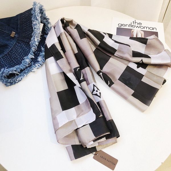 newly designed ladies long scarf 180 * 90cm big brand geometric pattern silk scarf high-end designer brand scarf simulation, Blue;gray
newly designed ladies long scarf 180 * 90cm big brand geometric pattern silk scarf high-end designer brand scarf simulation, Blue;gray