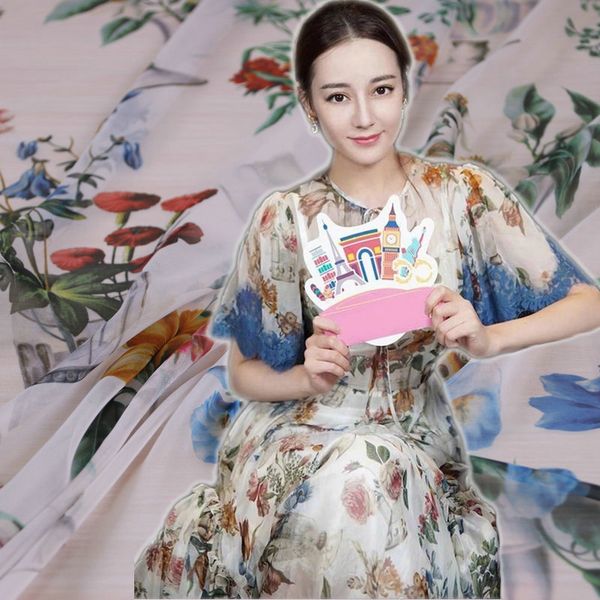 2020 spring and summer new chiffon printing apparel fabric perspective manual diy holiday dress shirt fabric high printed cloth, Black;white
2020 spring and summer new chiffon printing apparel fabric perspective manual diy holiday dress shirt fabric high printed cloth, Black;white