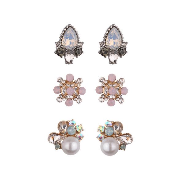 luxury beautiful crystal flower stud earings rhinestone resin piercing earrings for women 3 pairs/set wholesale factory price, Golden;silver
luxury beautiful crystal flower stud earings rhinestone resin piercing earrings for women 3 pairs/set wholesale factory price, Golden;silver