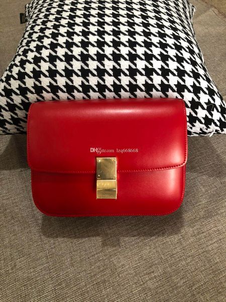leather shoulder strap high-end custom new classic handbags brand-name luxury designer bag fashion casual trend practical style
leather shoulder strap high-end custom new classic handbags brand-name luxury designer bag fashion casual trend practical style
